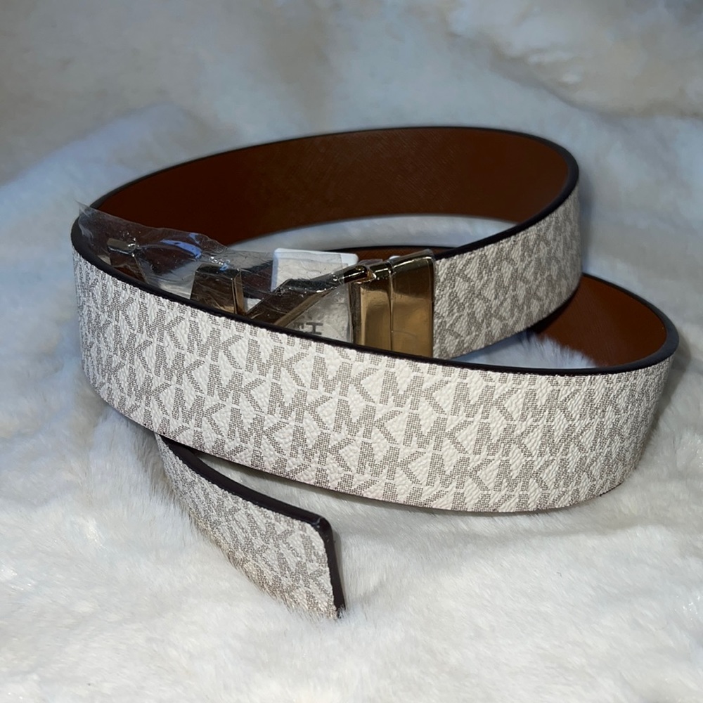 Authentic reversible Michael Kors belt